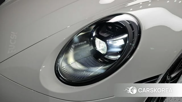 Porsche 911(992) id 4223795 из Кореи 14