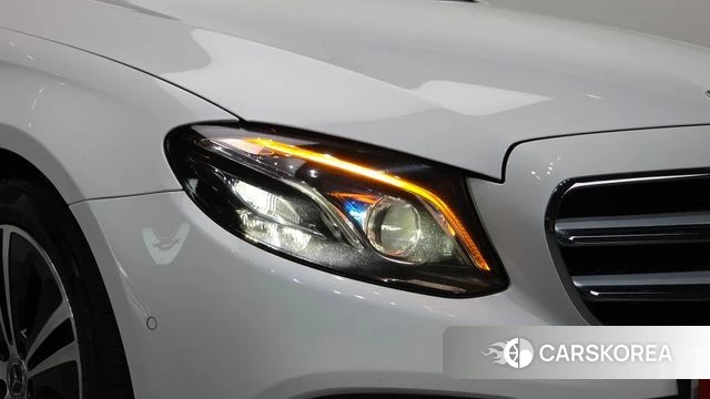 Mercedes-Benz E-Class W213 id 4764729 из Кореи 14