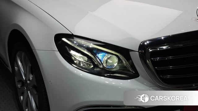 Mercedes-Benz E-Class W213 id 4873108 из Кореи 14