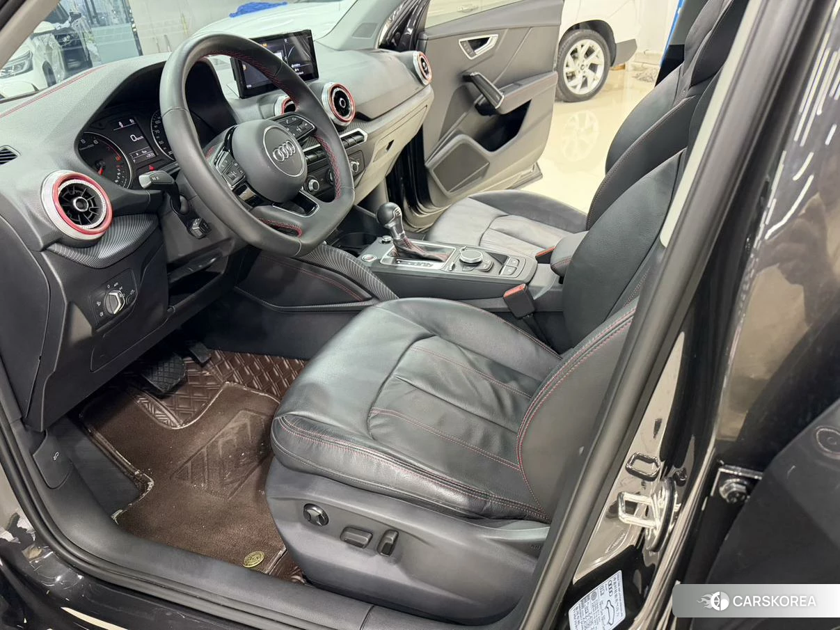 Audi Q2L id 4455090 из Китая 14