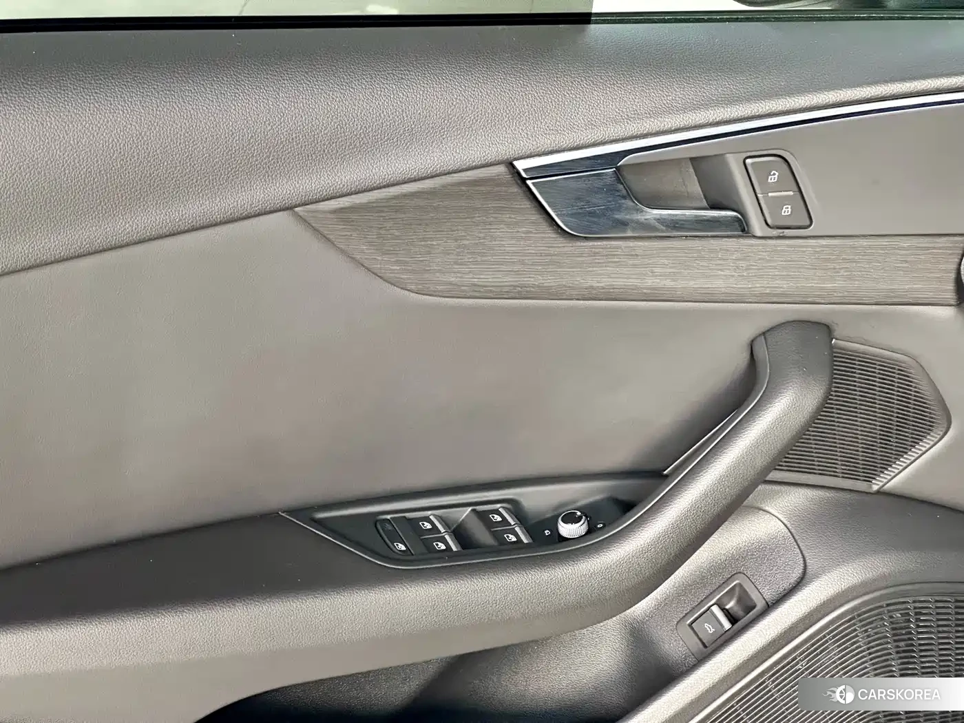 Audi A4 (imported) id 4577807 из Китая 14