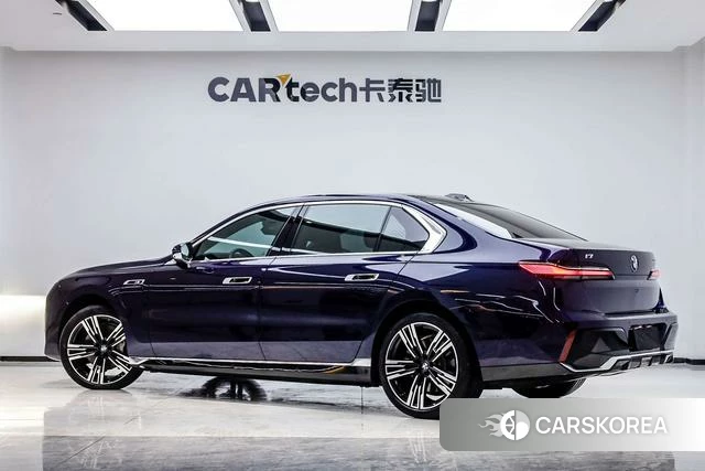BMW i7 id 4265766 из Китая 14