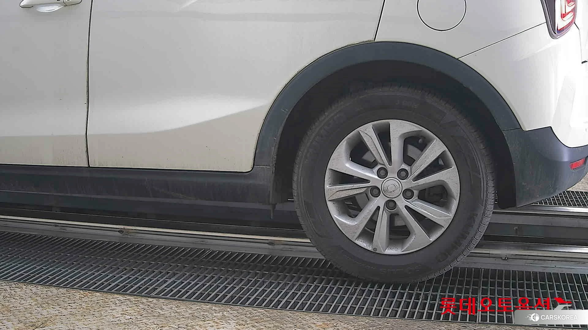 SsangYong Tivoli id 3882201 из Кореи 14