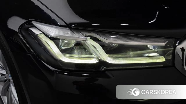 BMW 5 Series (G30) id 4682452 из Кореи 14