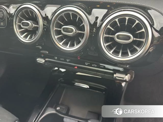 Mercedes-Benz Class A id 4328449 из Китая 14