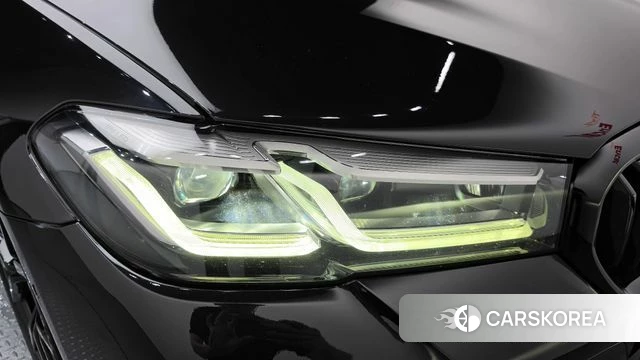 BMW 5 Series (G30) id 4741038 из Кореи 14