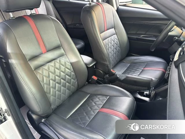 Toyota YARIS L Zhixuan id 4221285 из Китая 14