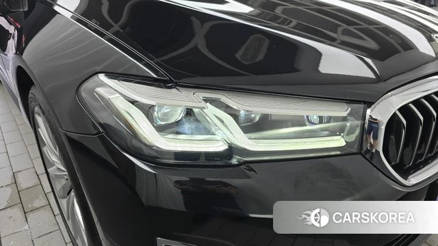 BMW 5 Series (G30) id 4871383 из Кореи 14