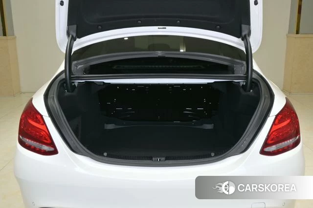 Mercedes-Benz Class C id 4210404 из Китая 14