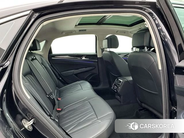 Volkswagen Passat id 3957768 из Китая 14