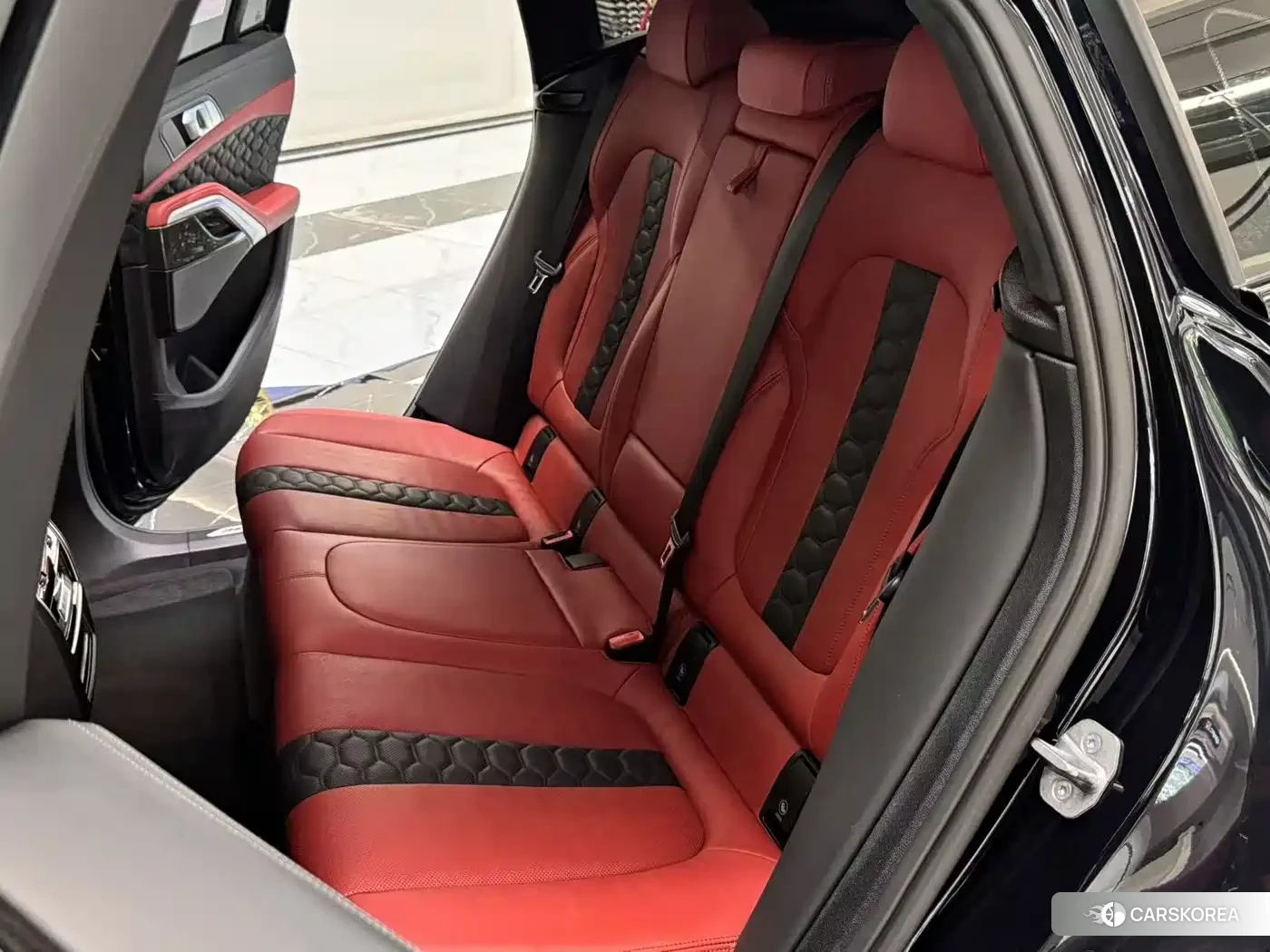 BMW X6 M id 4629747 из Китая 14