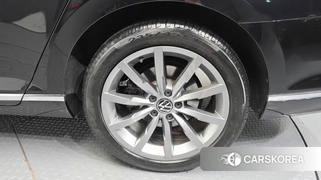 Volkswagen Passat GT (B8) id 4779315 из Кореи 14