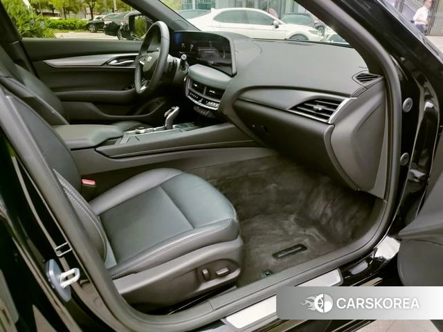 Cadillac CT5 id 3857877 из Китая 14