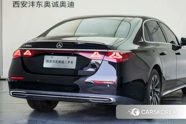 Mercedes-Benz E-class id 4259695 из Китая 14
