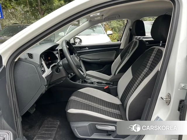 Volkswagen Bora id 4271418 из Китая 14