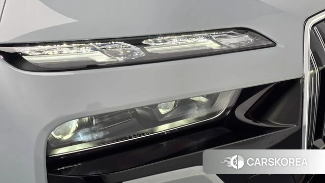 BMW 7 Series (G70) id 4681553 из Кореи 14