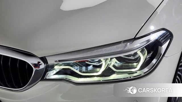 BMW 5 Series (G30) id 4662454 из Кореи 14