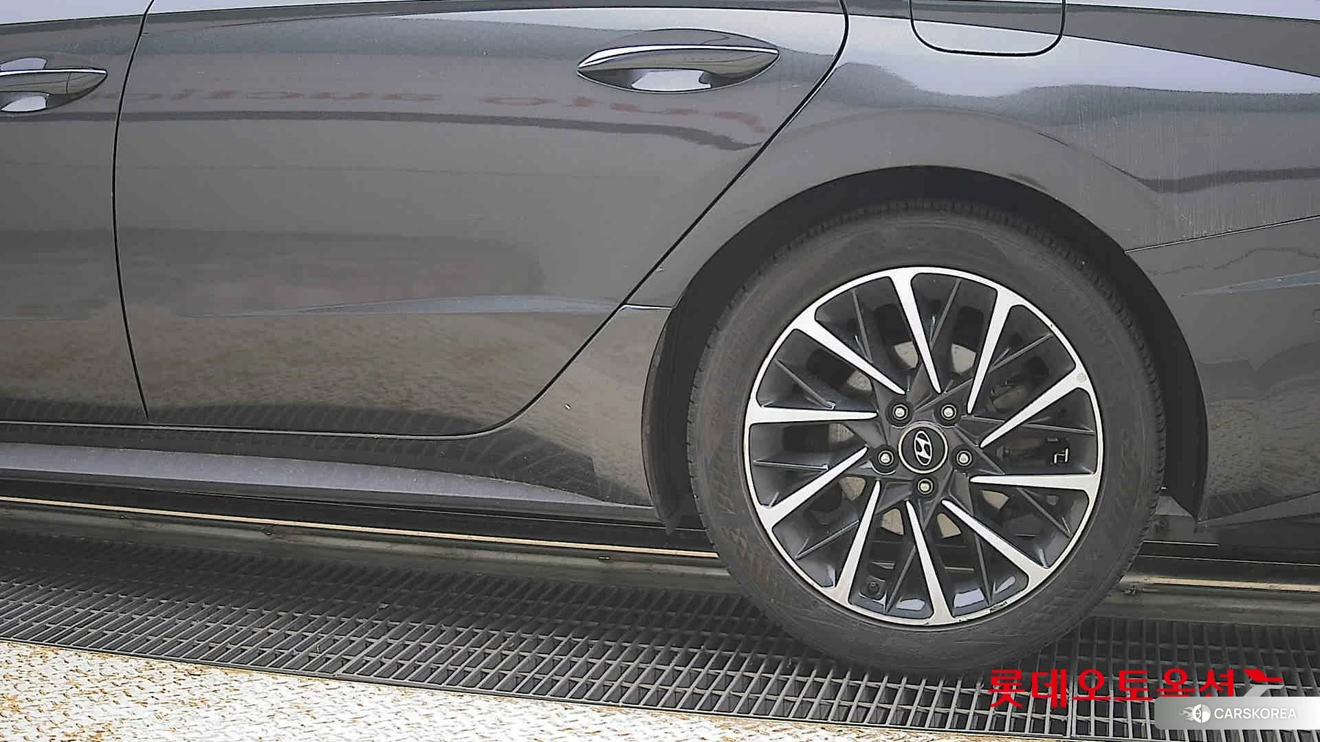 Hyundai Sonata id 4347271 из Кореи 14