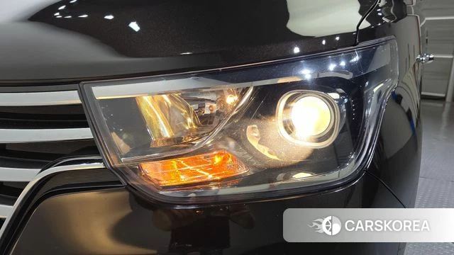 Hyundai The New Grand Starex id 4251421 из Кореи 14