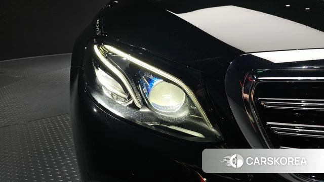 Mercedes-Benz E-Class W213 id 4698548 из Кореи 14