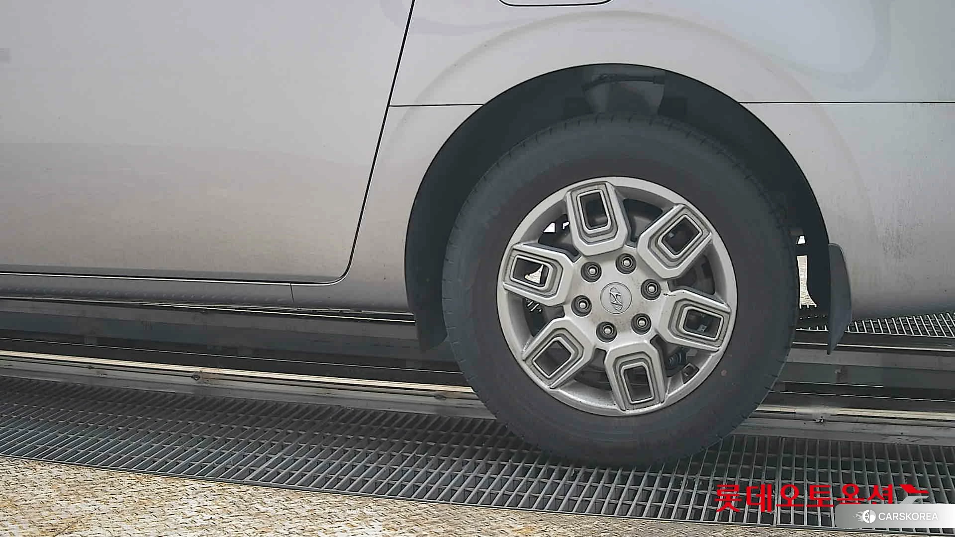 Hyundai Staria id 3882046 из Кореи 14