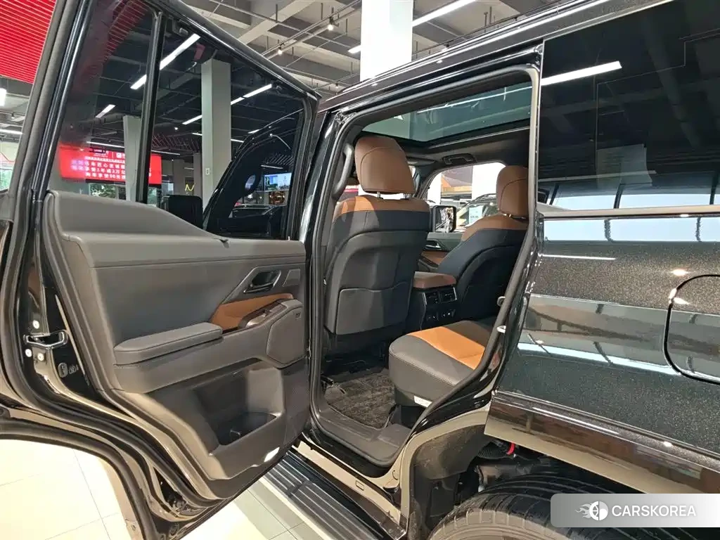 Lexus GX id 4599622 из Китая 14