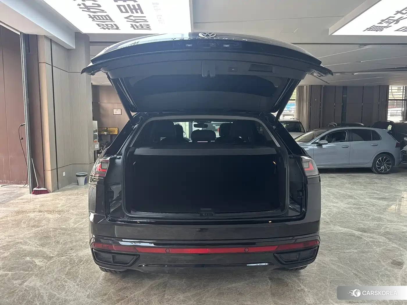 Volkswagen Teramont id 4546548 из Китая 14