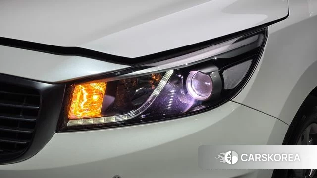 Kia All New Carnival id 4937817 из Кореи 14