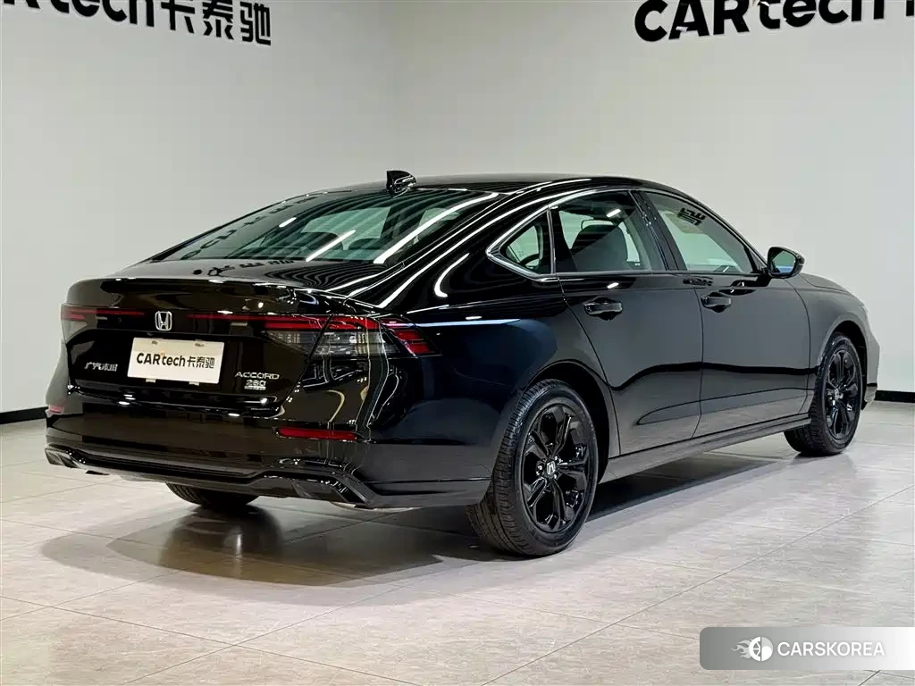Honda Accord id 4515437 из Китая 14