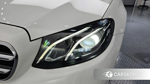 Mercedes-Benz E-Class W213 id 4331268 из Кореи 14