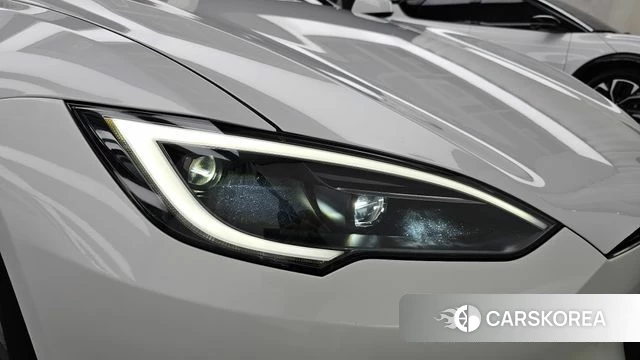 Tesla Model S id 4500062 из Кореи 14