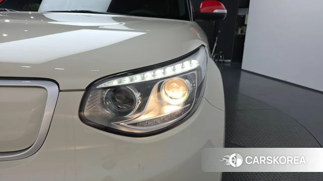 Kia Soul EV id 4378018 из Кореи 14
