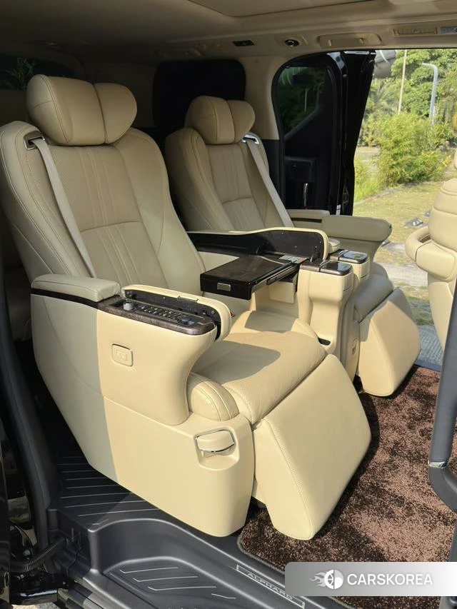 Toyota Elfa id 3993808 из Китая 14