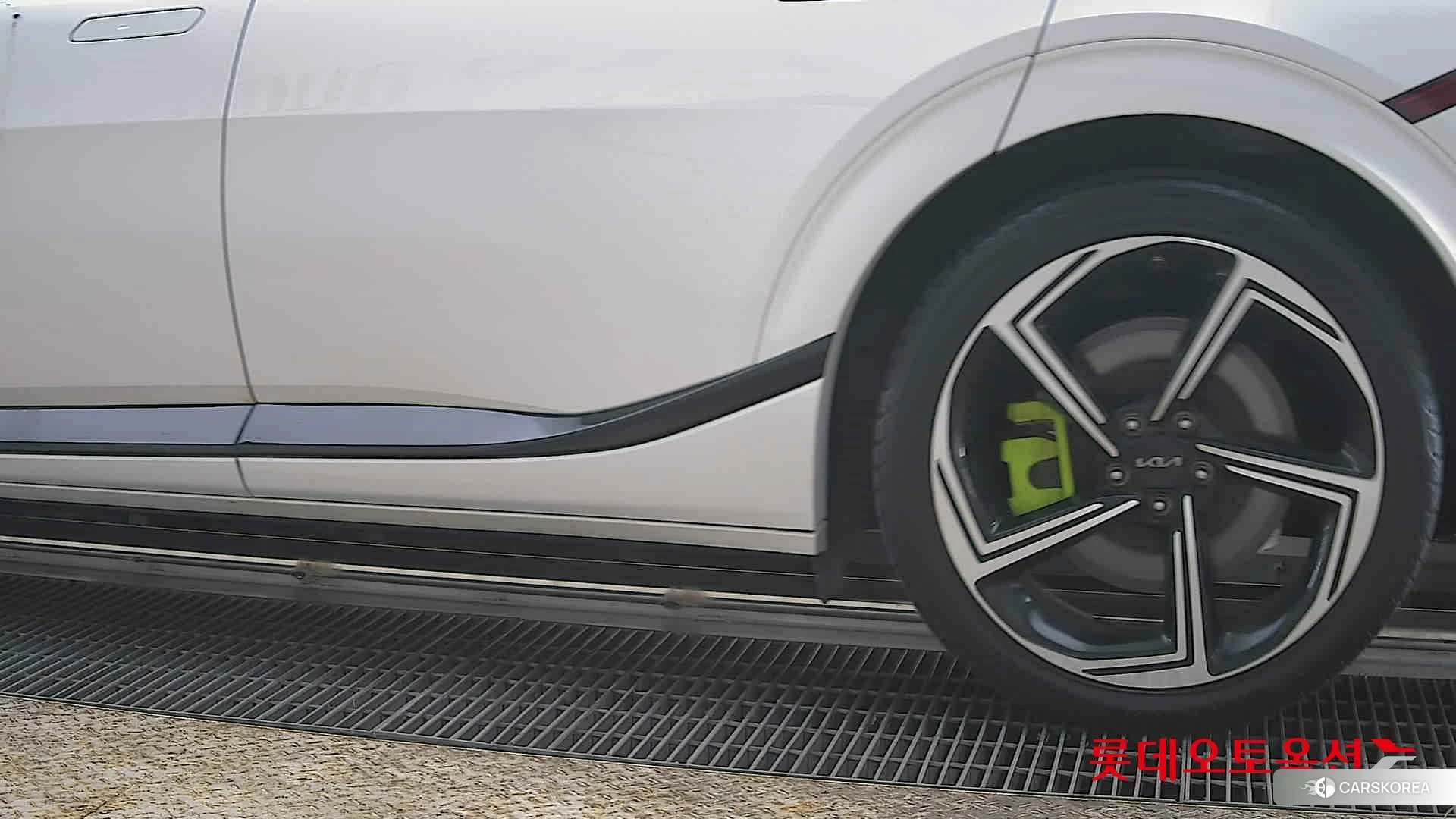 Kia EV6 GT id 3875721 из Кореи 14