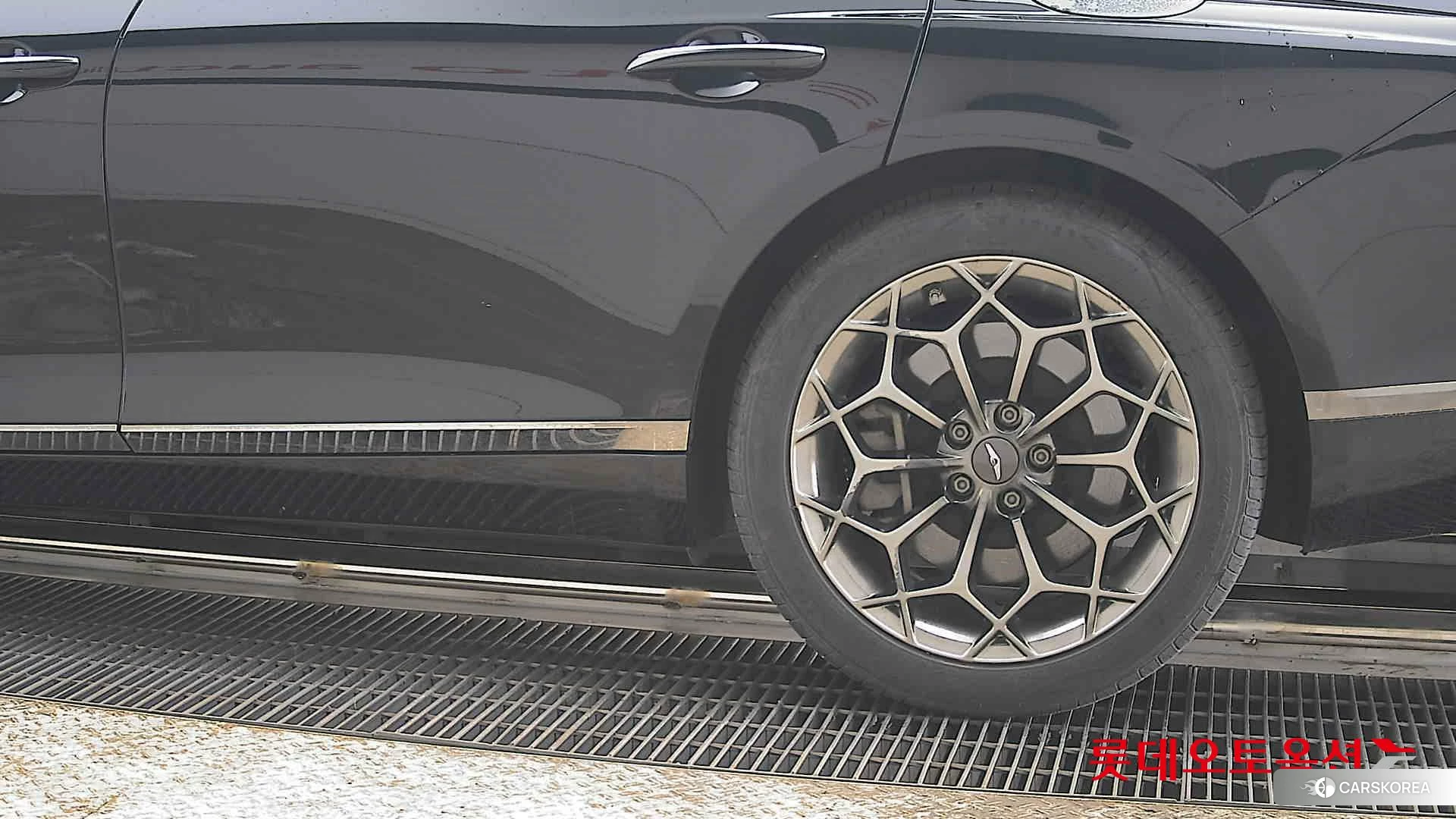 Hyundai G80 id 3882069 из Кореи 14