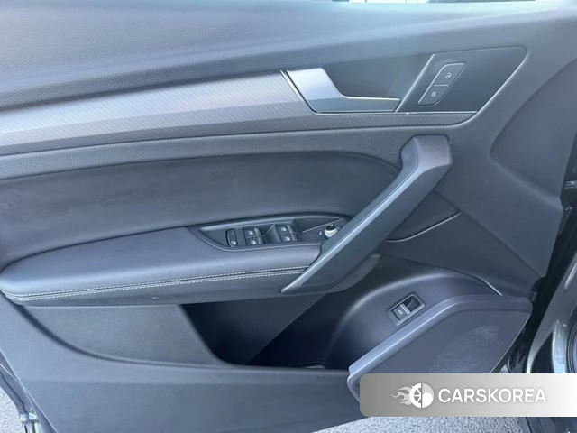 Audi Q5L id 4275730 из Китая 14