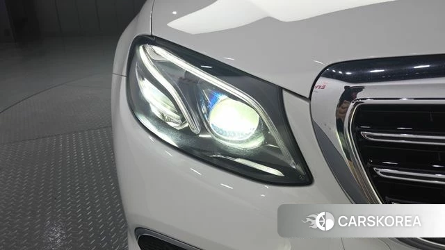 Mercedes-Benz E-Class W213 id 4754765 из Кореи 14