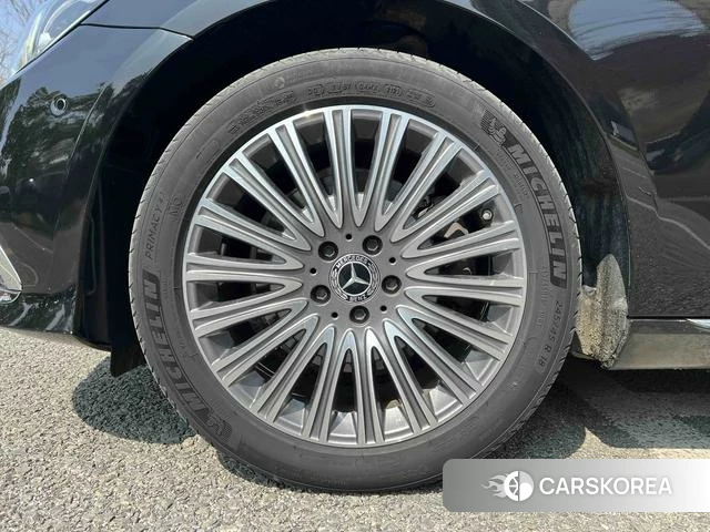 Mercedes-Benz E-class id 4275552 из Китая 14