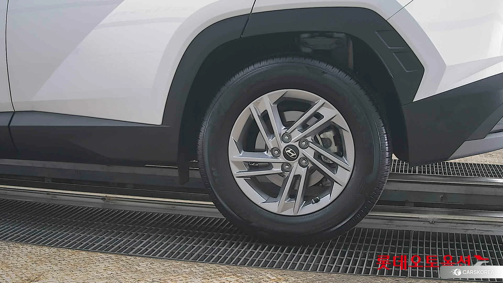 Hyundai Tucson id 3888303 из Кореи 14