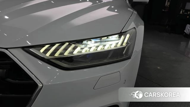 Audi A7 (4K) id 4331189 из Кореи 14