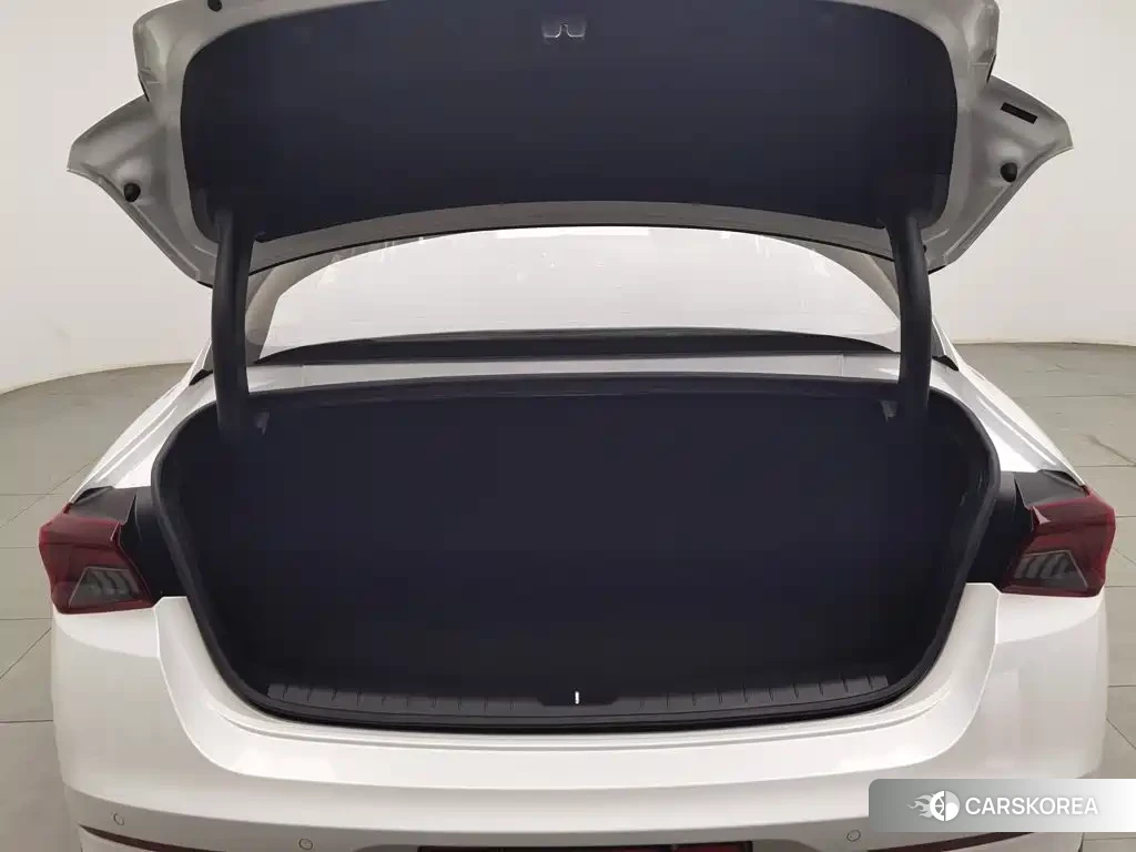 Kia K5 id 4576882 из Китая 14