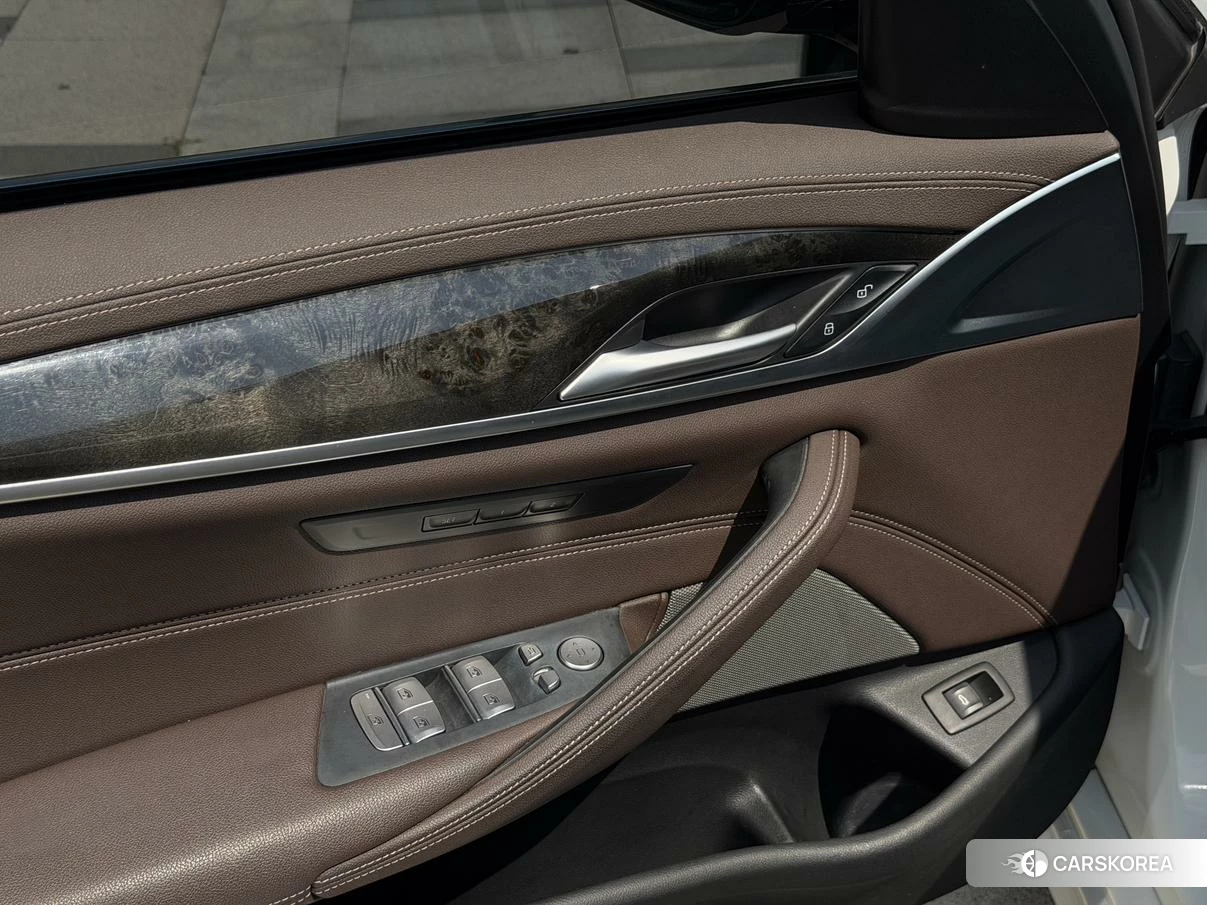 BMW 5 series id 4440531 из Китая 14
