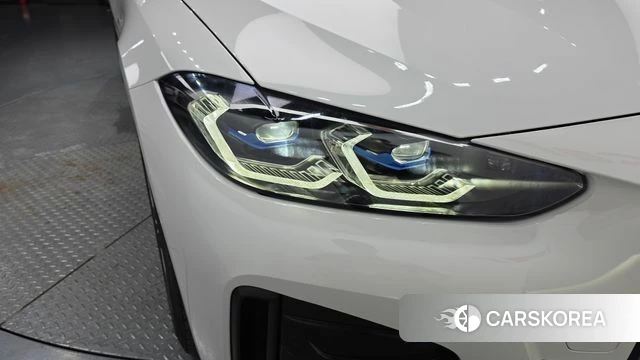 BMW i4 id 4675594 из Кореи 14