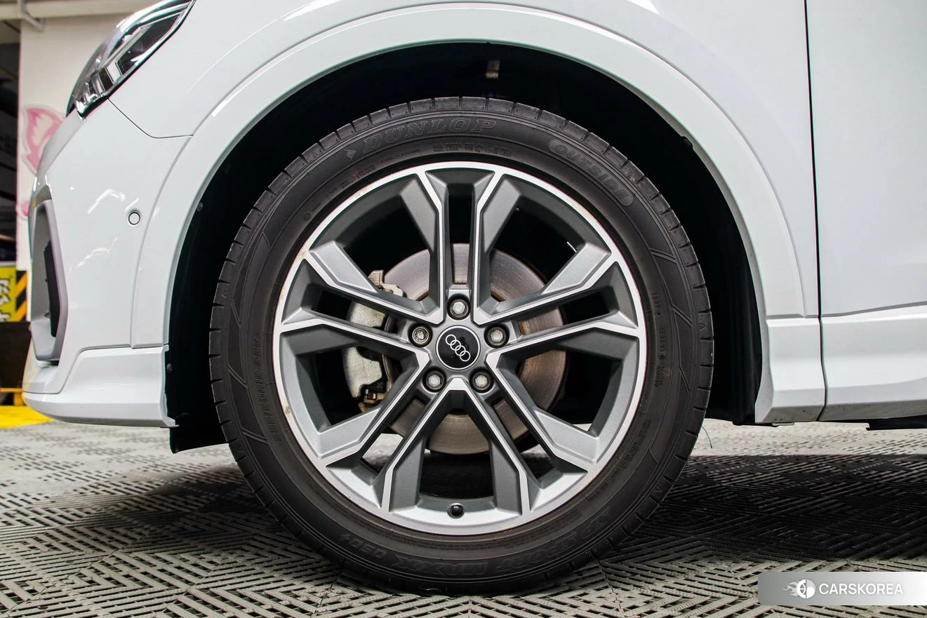 Audi Q3 id 4413440 из Китая 14