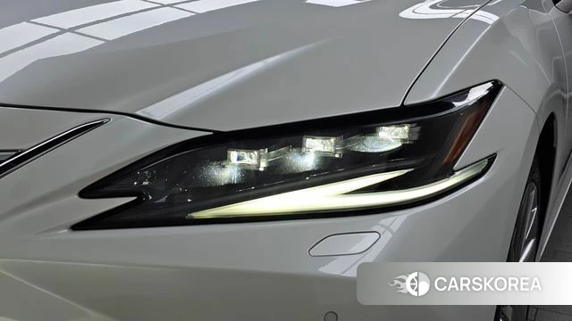 Lexus ES300h 7th generation id 4899261 из Кореи 14