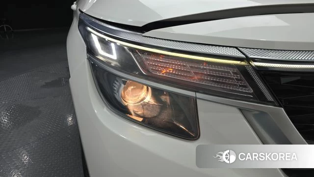 Kia Seltos id 4763869 из Кореи 14