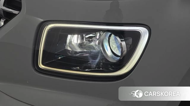 Hyundai Venue id 4711917 из Кореи 14