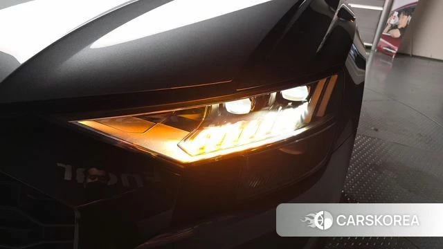 Audi Q8 (4M) id 4608018 из Кореи 14
