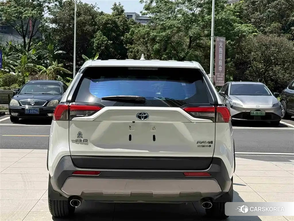 Toyota RAV4 id 4680612 из Китая 14