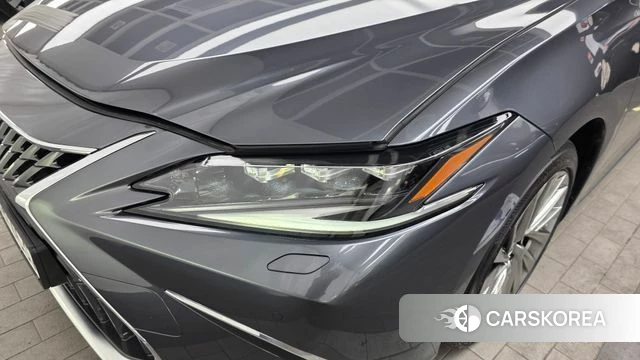Lexus ES300h 7th generation id 4248521 из Кореи 14